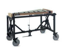 Glockenspiel marca ADAMS mod. GAF33 estrutura "field frame", 3.3 oitavas ( extensão C5-E8 ) com pedal reversível